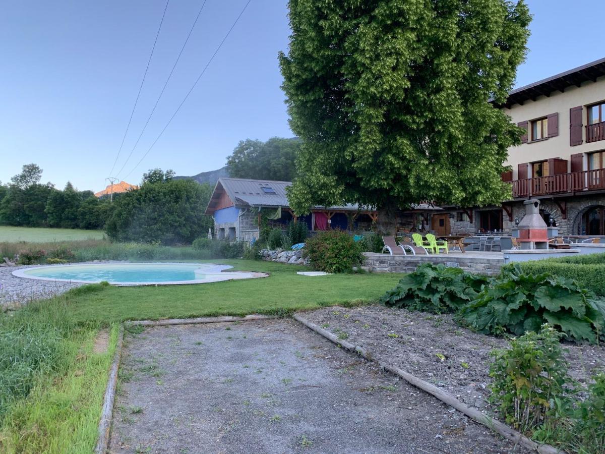 Bed and Breakfast L'Escale En Ubaye Saint-Pons  Экстерьер фото