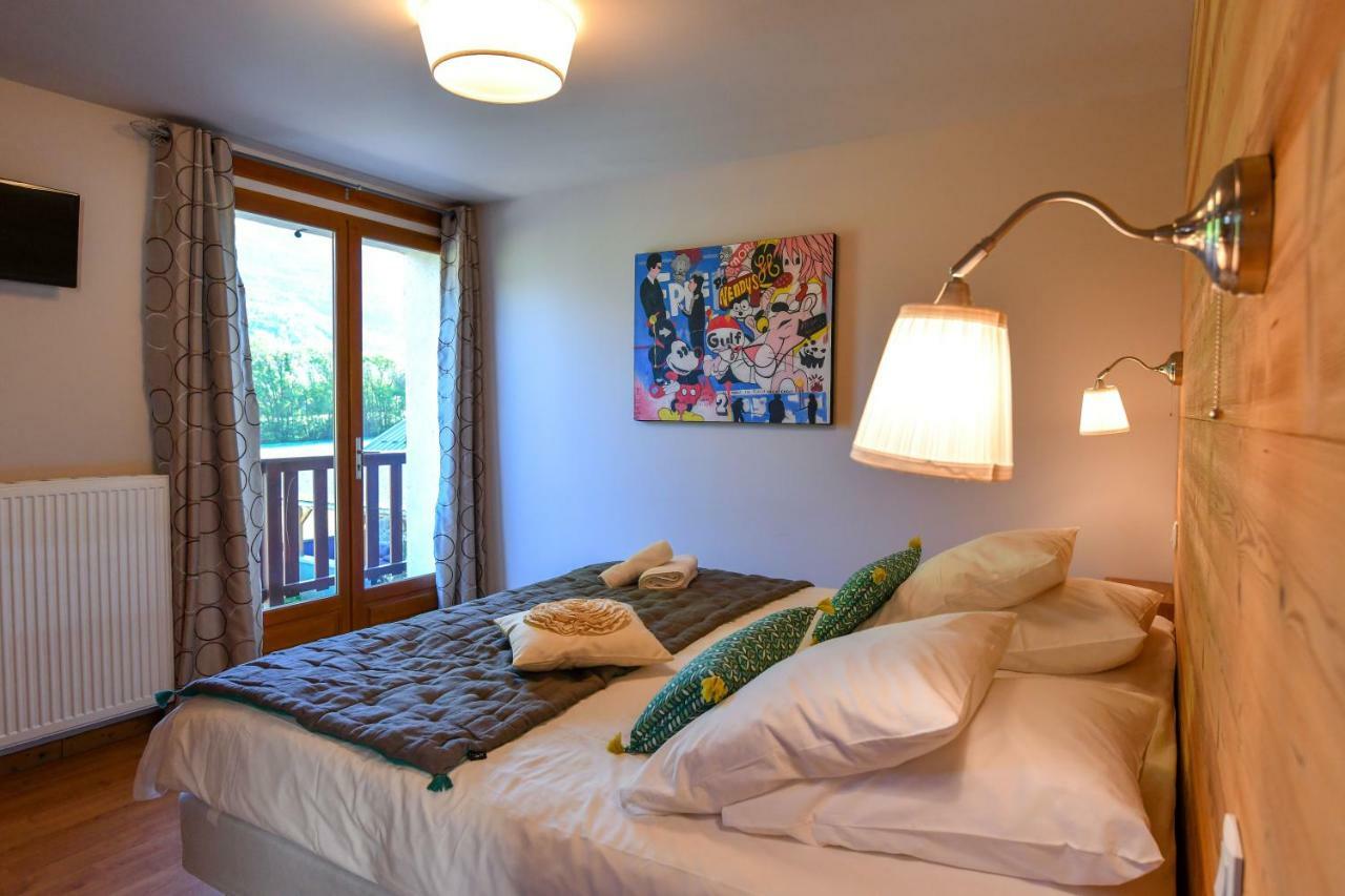 Bed and Breakfast L'Escale En Ubaye Saint-Pons  Экстерьер фото